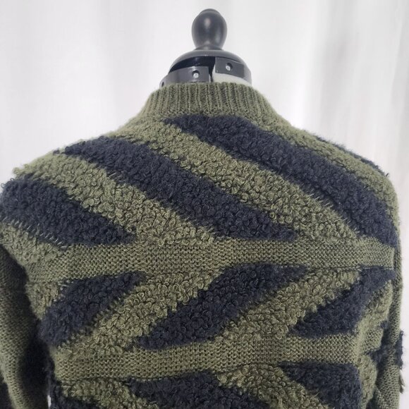 John + Jenn Chevron Pattern Sweater XS Black & Green Acrylic NWOT - Picture 12 of 16